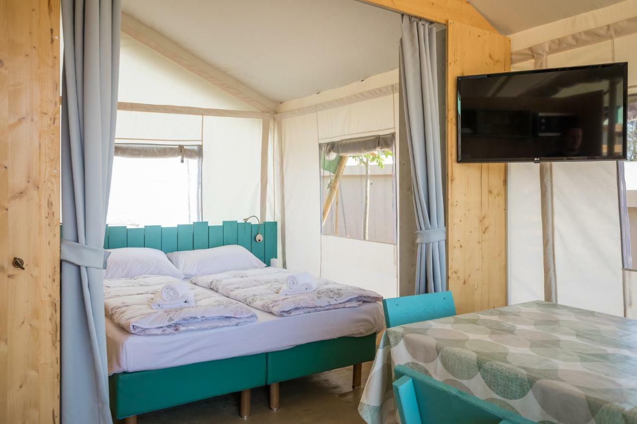 Mobile Homes Camping Santa Marina, Lanterna Пореч Экстерьер фото