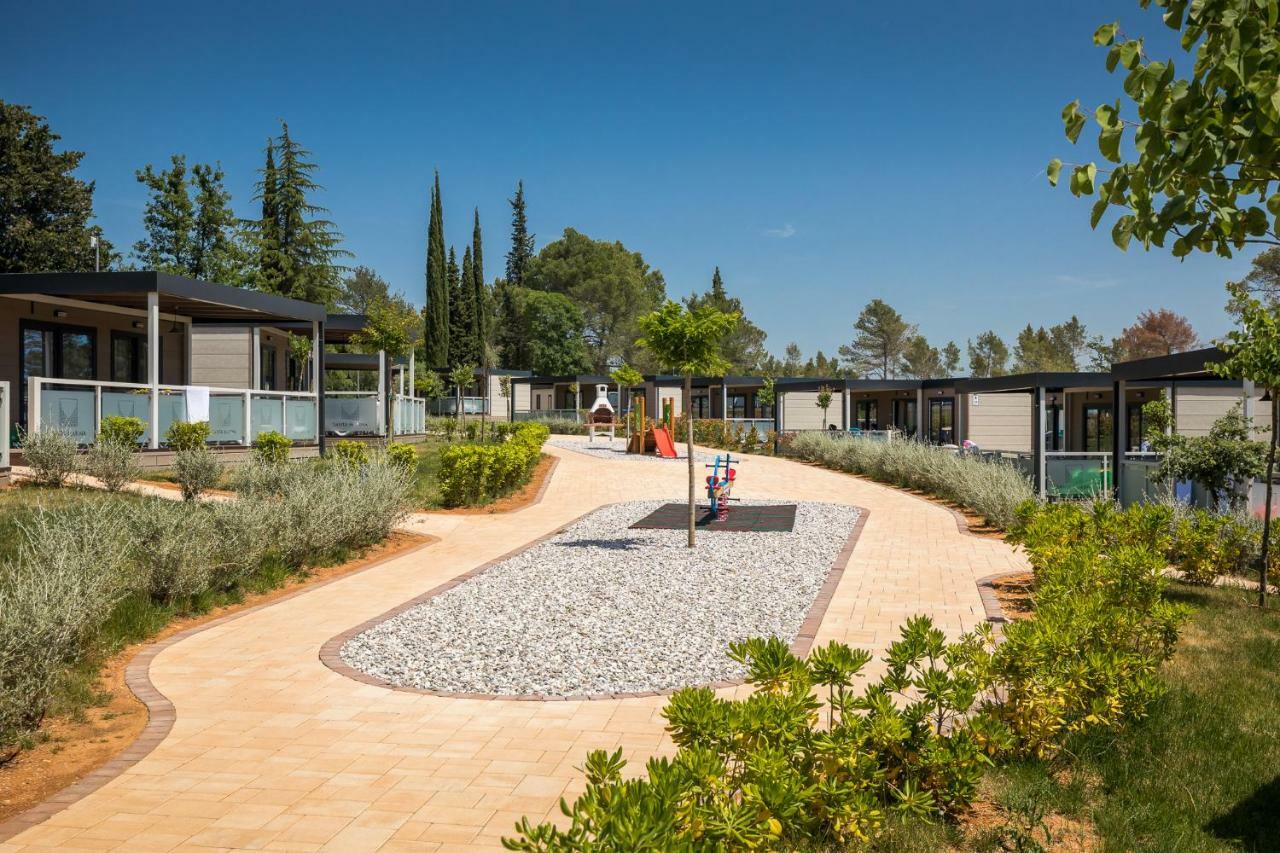 Mobile Homes Camping Santa Marina, Lanterna Тар Экстерьер фото Camping in France